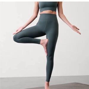 Athleta Salutation Stash High Rise Leggings XS